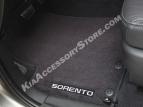 2011_kia_sorento_carpeted_floor_mats.jpg