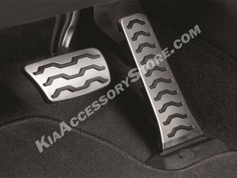 2014_kia_soul_sport_pedals.jpg