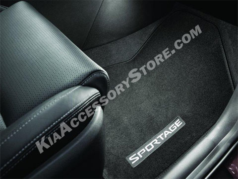 2017_kia_sportage_carpeted_floor_mats.jpg